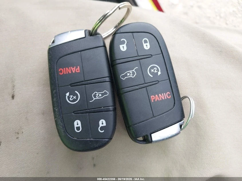 Jeep Grand cherokee SUMMIT* ОБДУХ* KEYLESS* ПОДГРЕВ* КАМЕРА* КРАЙНАЦЕН, снимка 14 - Автомобили и джипове - 55987899