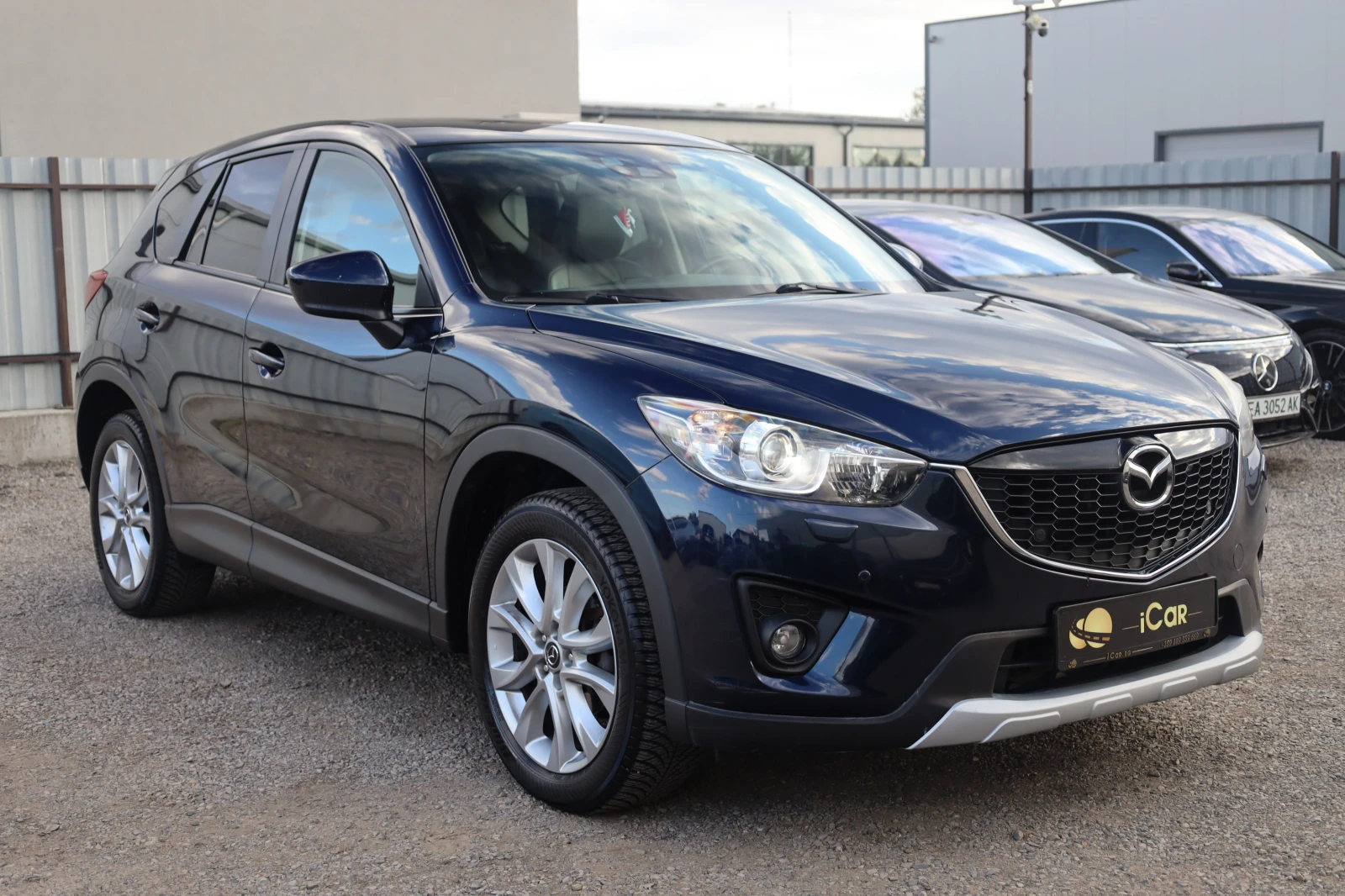 Mazda CX-5 2.0i AWD KeyGO BOSE SzH КОЖА Lane Blind Шибидах, снимка 3 - Автомобили и джипове - 56008626