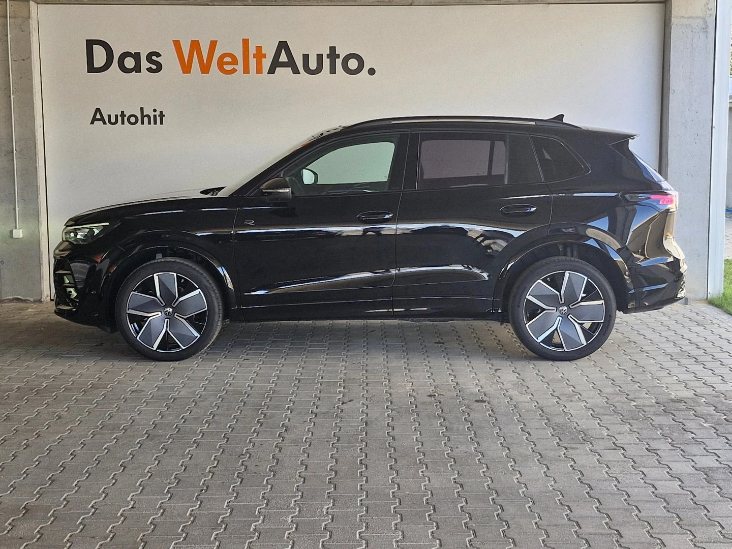 VW Tiguan, снимка 7 - Автомобили и джипове - 56420389
