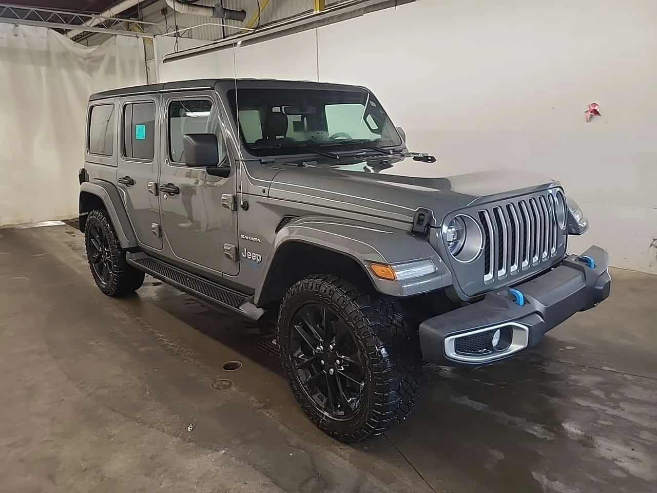 Jeep Wrangler * UNLIMITED SAHARA * CARFAX * ����� �� ����������� | Mobile.bg � ����������� 2