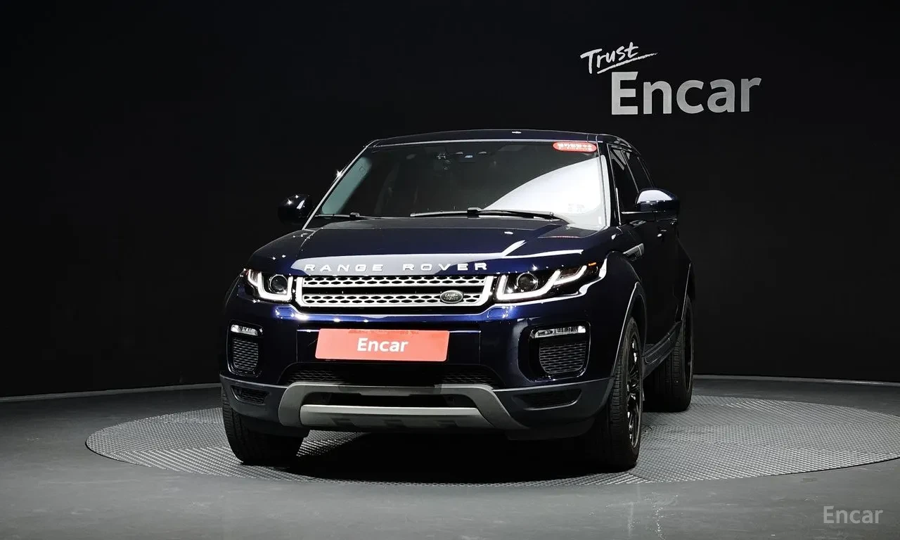 Land Rover Range Rover Evoque 2.0 TD4 SE, снимка 2 - Автомобили и джипове - 56390628