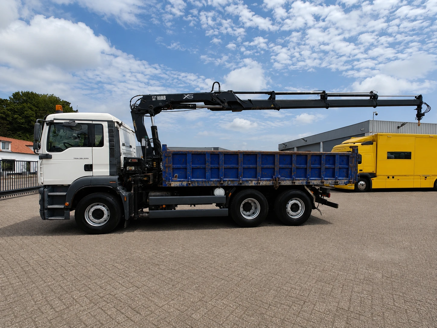 Man 26 TGA 26.320 6x2 Самосвал с кран HIAB 166E-5 HIPRO, снимка 12 - Камиони - 55086769