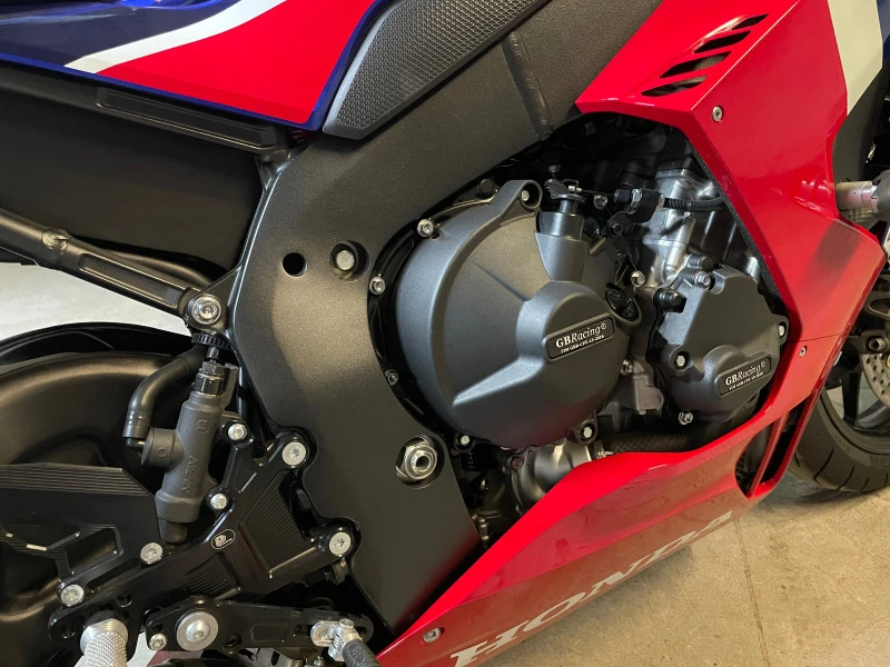 Honda Cbr 1000RR-R, снимка 9 - Мотоциклети и мототехника - 47618259