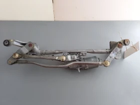 Моторче предни чистачки Мазда 5