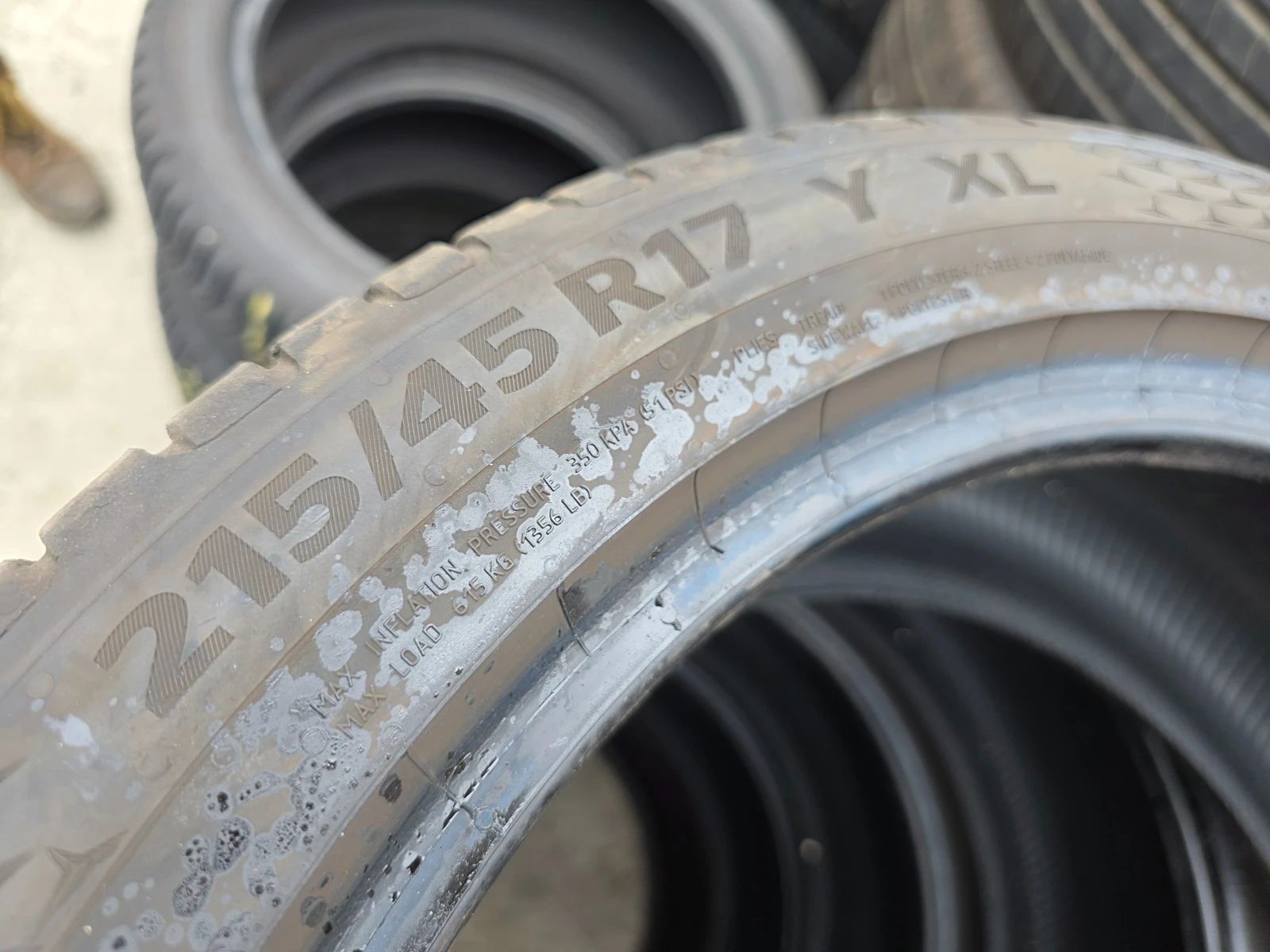 Гуми Летни 215/45R17, снимка 9 - Гуми и джанти - 55478559