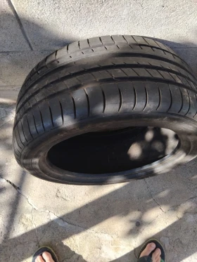      235/45R17
