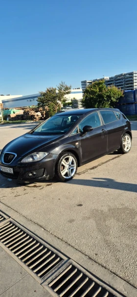 Seat Leon 1.6 TDI Navi, снимка 2