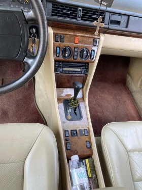Mercedes-Benz 124, снимка 6