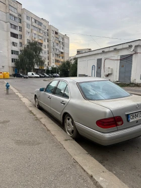 Обява за продажба на Mercedes-Benz E 200 Моля свържете се със мен на вайбар ~2 700 лв. - изображение 3 | Auto.bg Обява за продажба на Mercedes-Benz E 200 Моля свържете се със мен на вайбар ~2 700 лв. - изображение 3