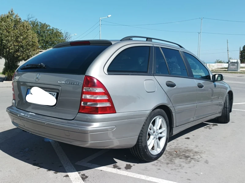 Mercedes-Benz C 200 Kompressor, снимка 4 - Автомобили и джипове - 47384309