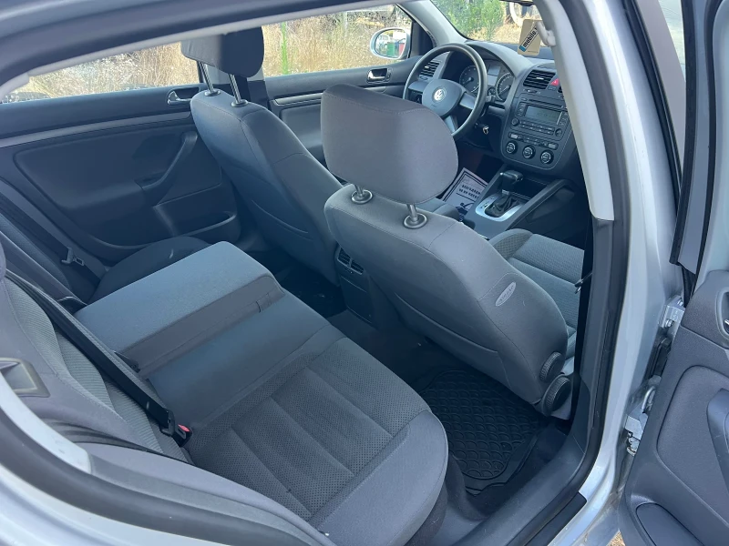 VW Golf 1.6i 102ks//Автоматик//Euro4, снимка 13 - Автомобили и джипове - 48764121