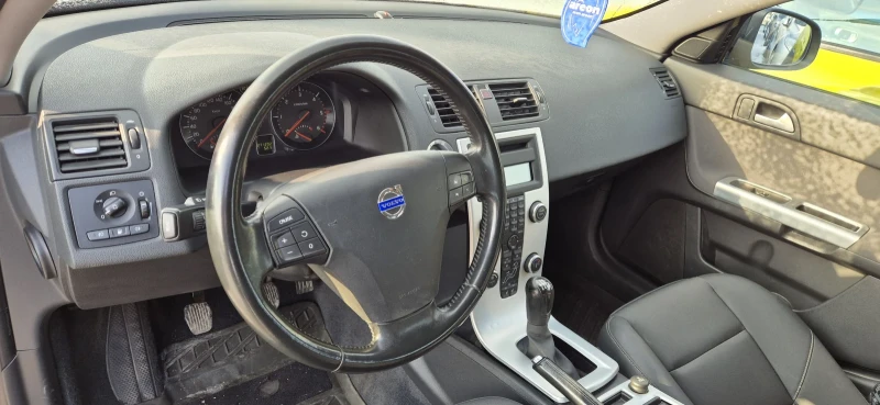 Volvo V50 2.4D5-180кс., снимка 16 - Автомобили и джипове - 49209084