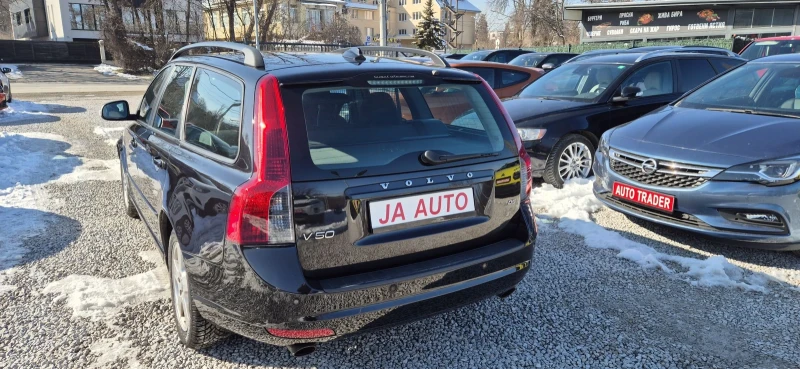 Volvo V50 2.4D5-180кс., снимка 7 - Автомобили и джипове - 49209084