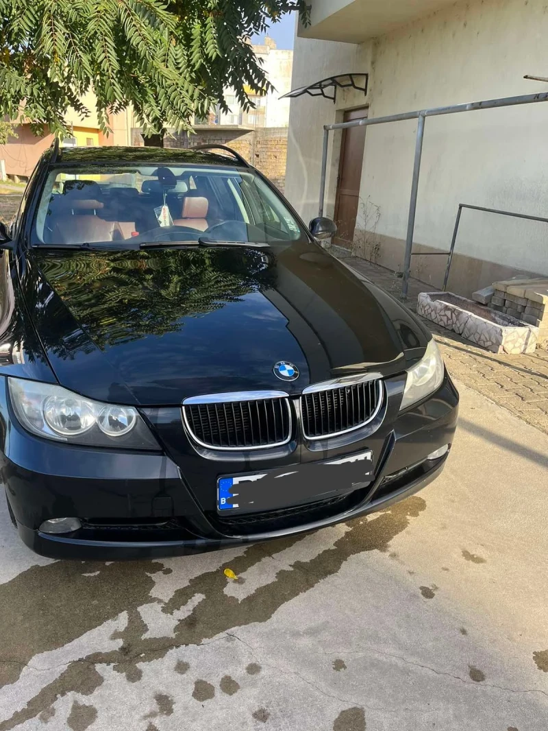 BMW 320, снимка 1 - Автомобили и джипове - 49280573