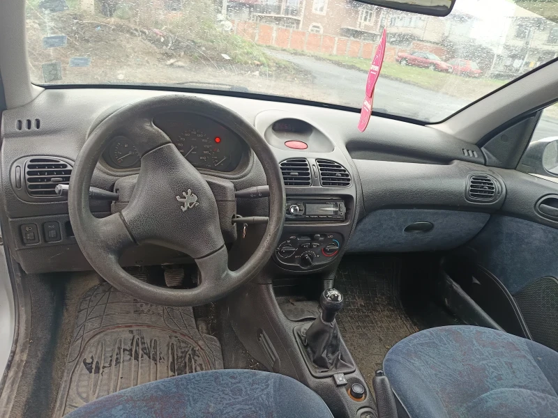 Peugeot 206 1.4 газов инжекцион, снимка 8 - Автомобили и джипове - 49530093