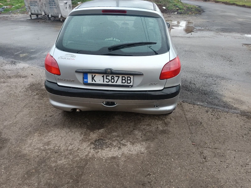 Peugeot 206 1.4 газов инжекцион, снимка 6 - Автомобили и джипове - 49530093