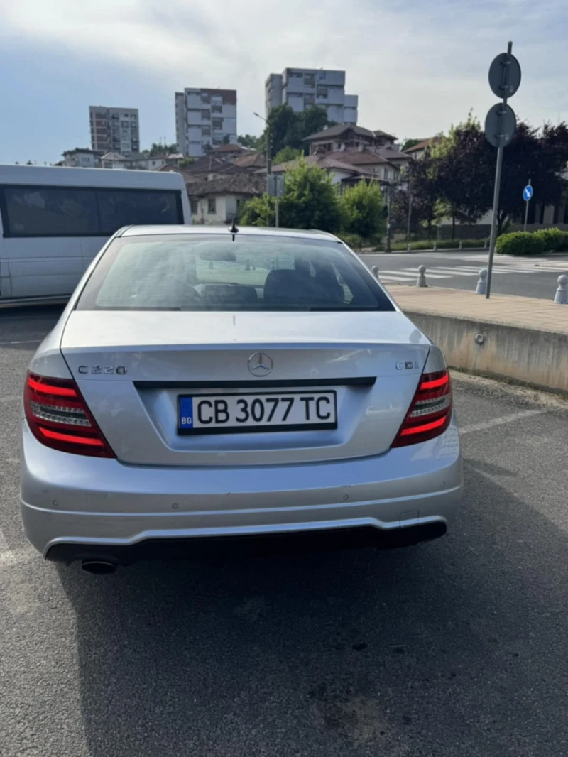 Mercedes-Benz C 220 MERCEDES AMG 220 facelift, снимка 7 - Автомобили и джипове - 52020303