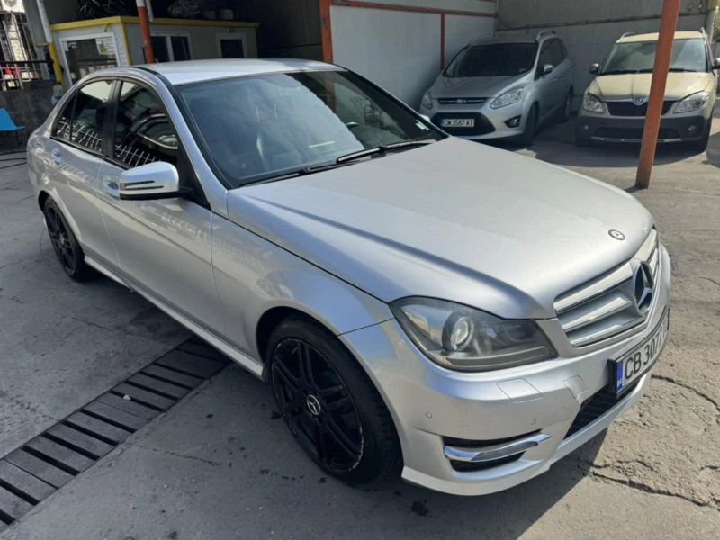 Mercedes-Benz C 220 MERCEDES AMG 220 facelift, снимка 8 - Автомобили и джипове - 52020303