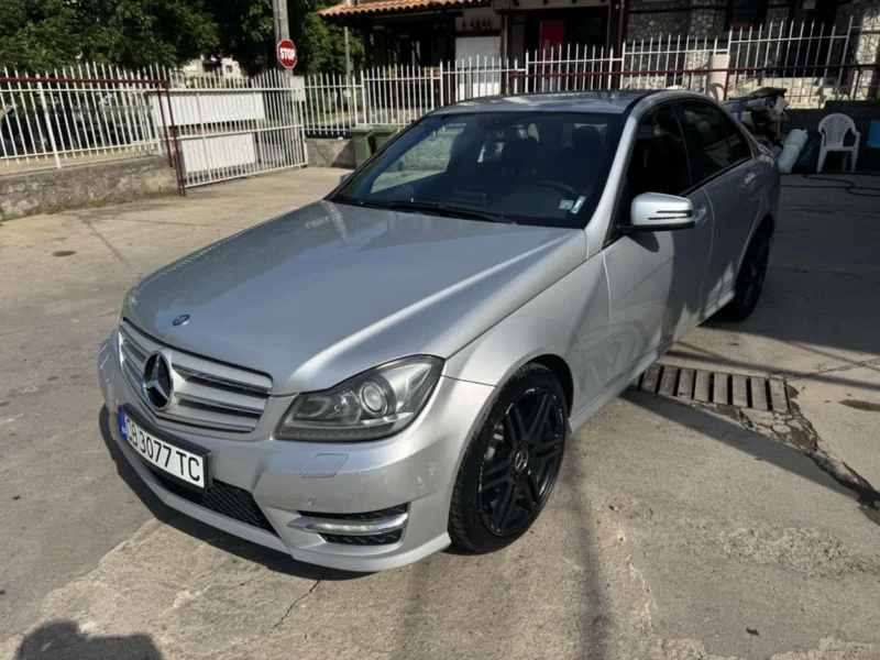 Mercedes-Benz C 220 MERCEDES AMG 220 facelift, снимка 9 - Автомобили и джипове - 52020303