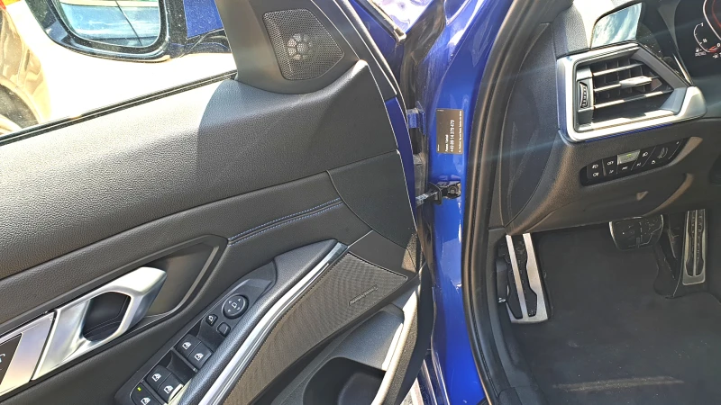 BMW 330 XDrive/MSport/H&K/Laser/HUD, снимка 10 - Автомобили и джипове - 52003697