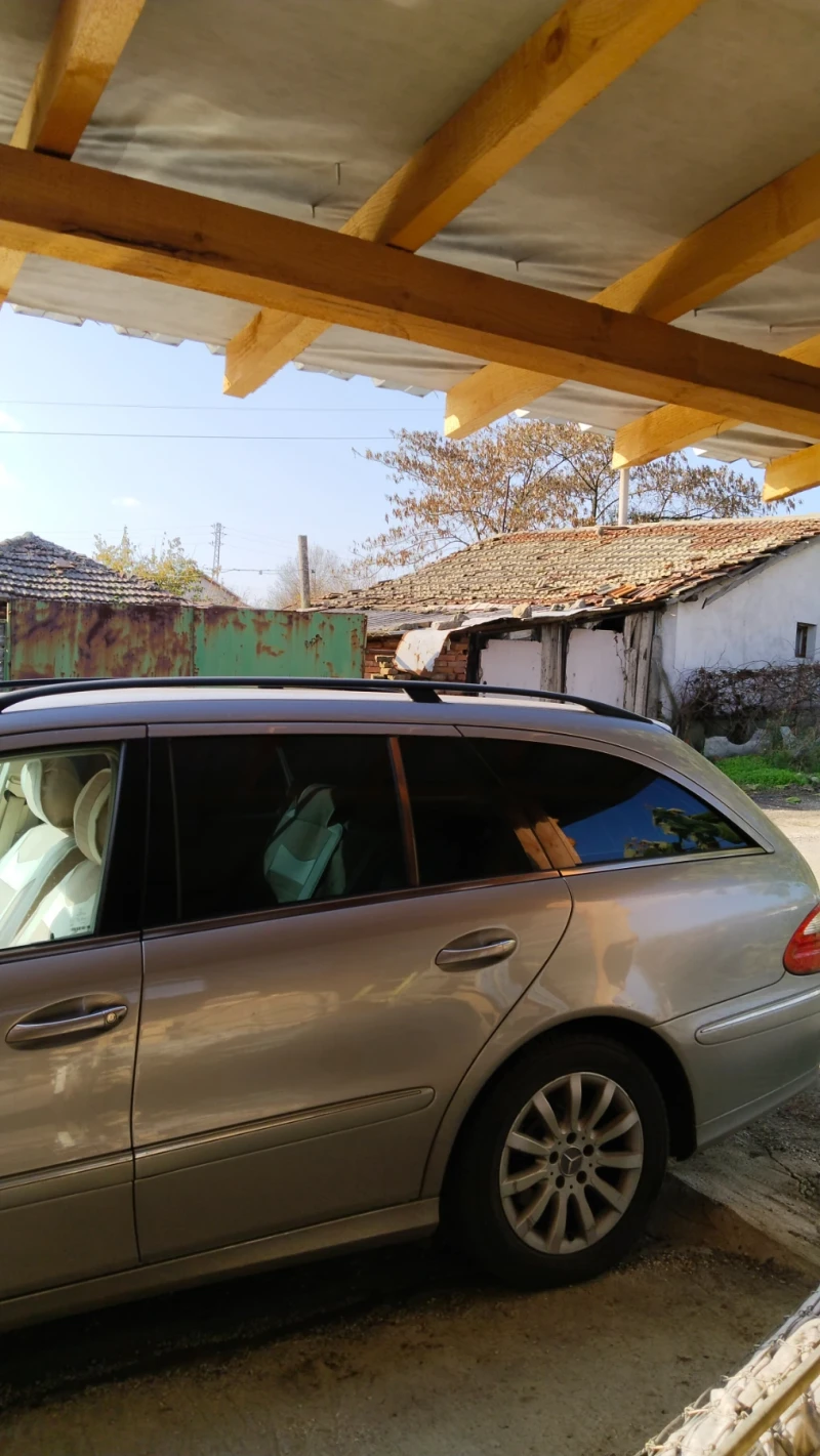 Mercedes-Benz E 280 Комби, снимка 2 - Автомобили и джипове - 52626174