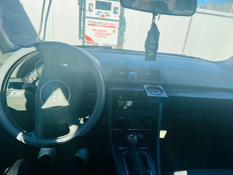 Audi A4, снимка 8 - Автомобили и джипове - 52929520