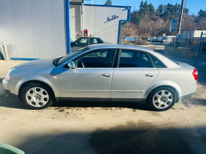 Audi A4, снимка 4 - Автомобили и джипове - 52929520
