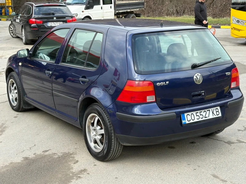 VW Golf, снимка 4 - Автомобили и джипове - 52974559