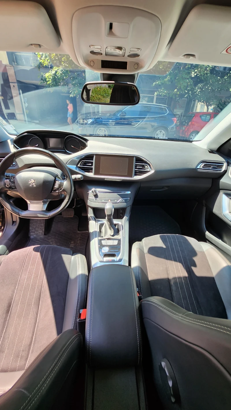 Peugeot 308 1.6 BLUEHDI 120hp, снимка 7 - Автомобили и джипове - 53250124