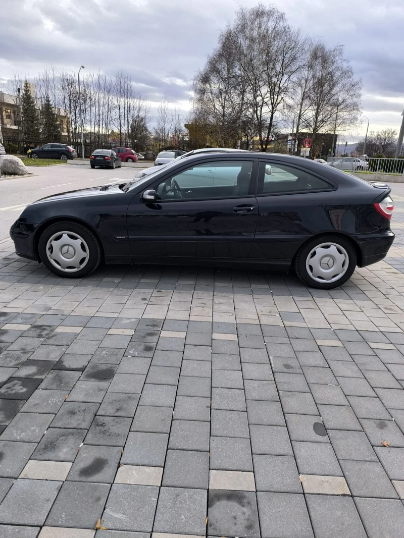 Mercedes-Benz C 200, снимка 3 - Автомобили и джипове - 53385146
