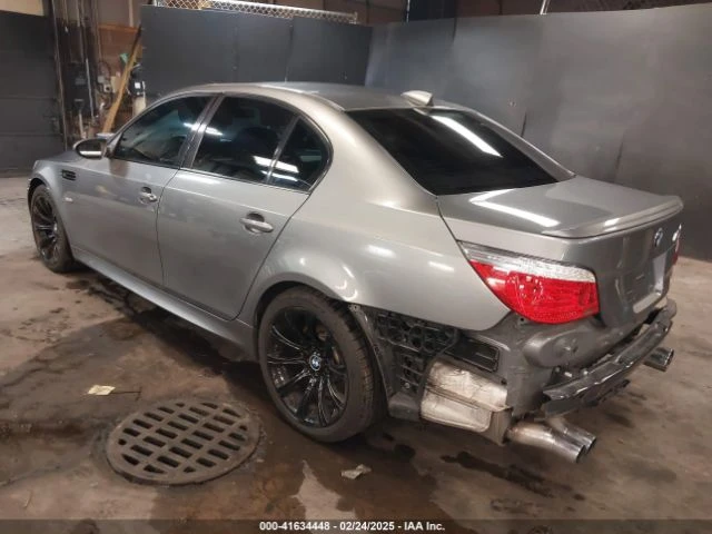 BMW M5 M5 * КЛИП НА ДВИГАТЕЛ* * ЛИЗИНГ* , снимка 3 - Автомобили и джипове - 49465745