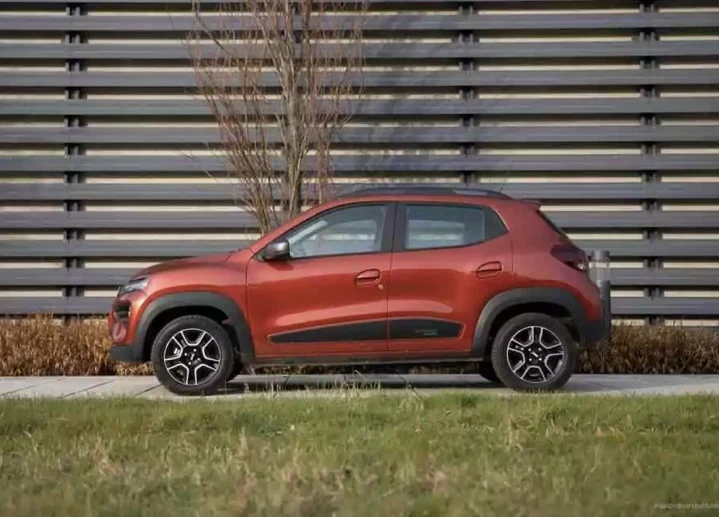 Dacia Spring 2023г. 37500км, снимка 4 - Автомобили и джипове - 54182099