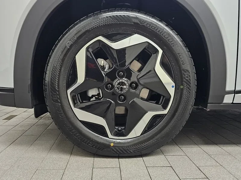 BYD Dolphin САМО 30% АВАНС, снимка 4 - Автомобили и джипове - 56223364