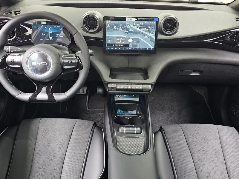 BYD Dolphin САМО 30% АВАНС, снимка 6 - Автомобили и джипове - 56223364