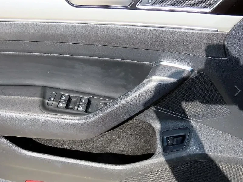 VW Arteon 2.0 Tdi Premium, снимка 11 - Автомобили и джипове - 56652207