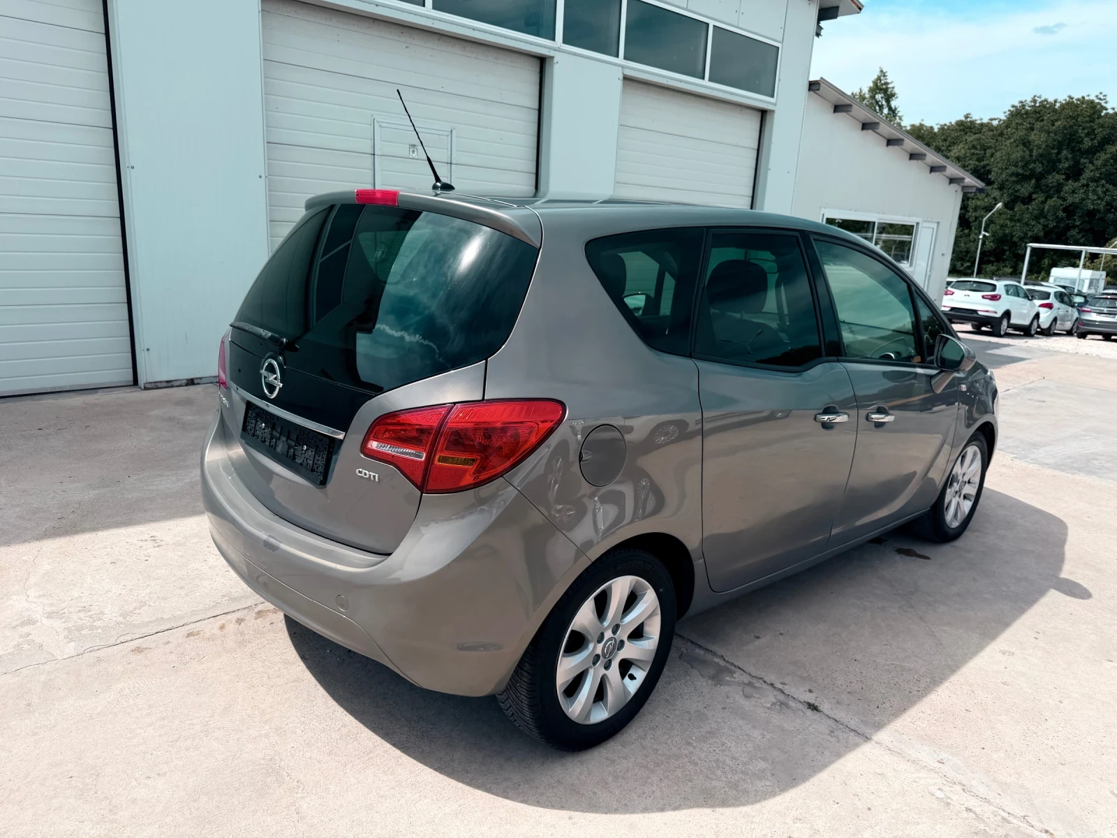 Opel Meriva 1.3cdti * Nova* UNIKAT* , снимка 13 - Автомобили и джипове - 45168734