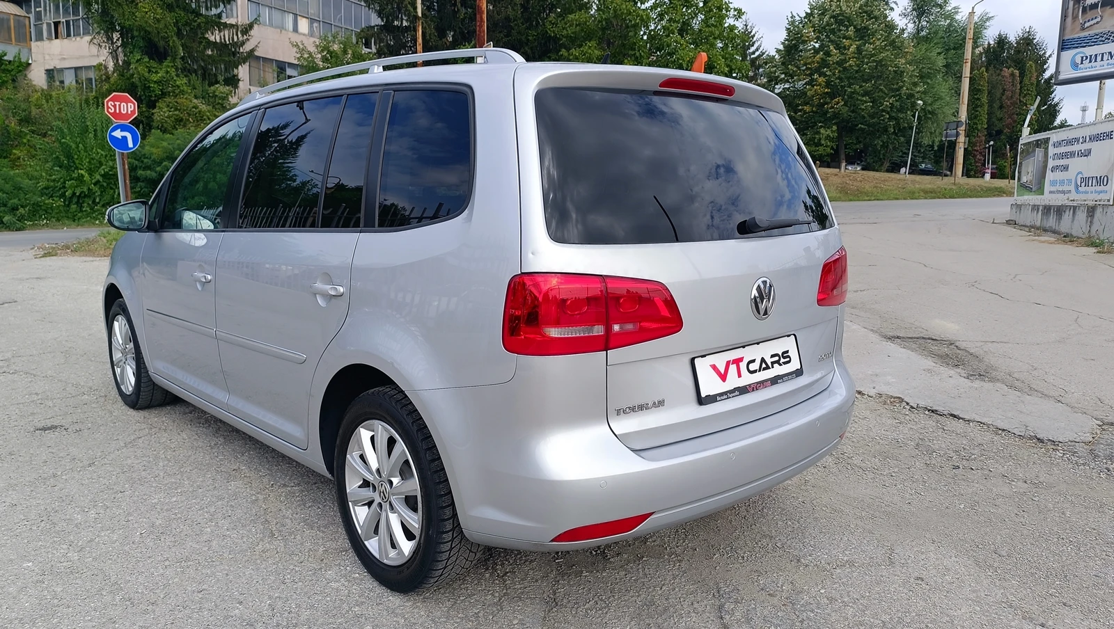 VW Touran 2.0TDI  - изображение 3