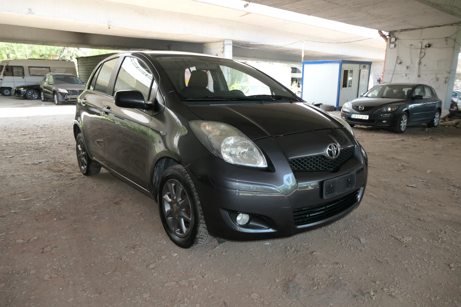 Toyota Yaris 1.33 Dual VVTI 101кс 6ск SOL КЛИМАТРОНИК ДЖАНТИ  - изображение 3