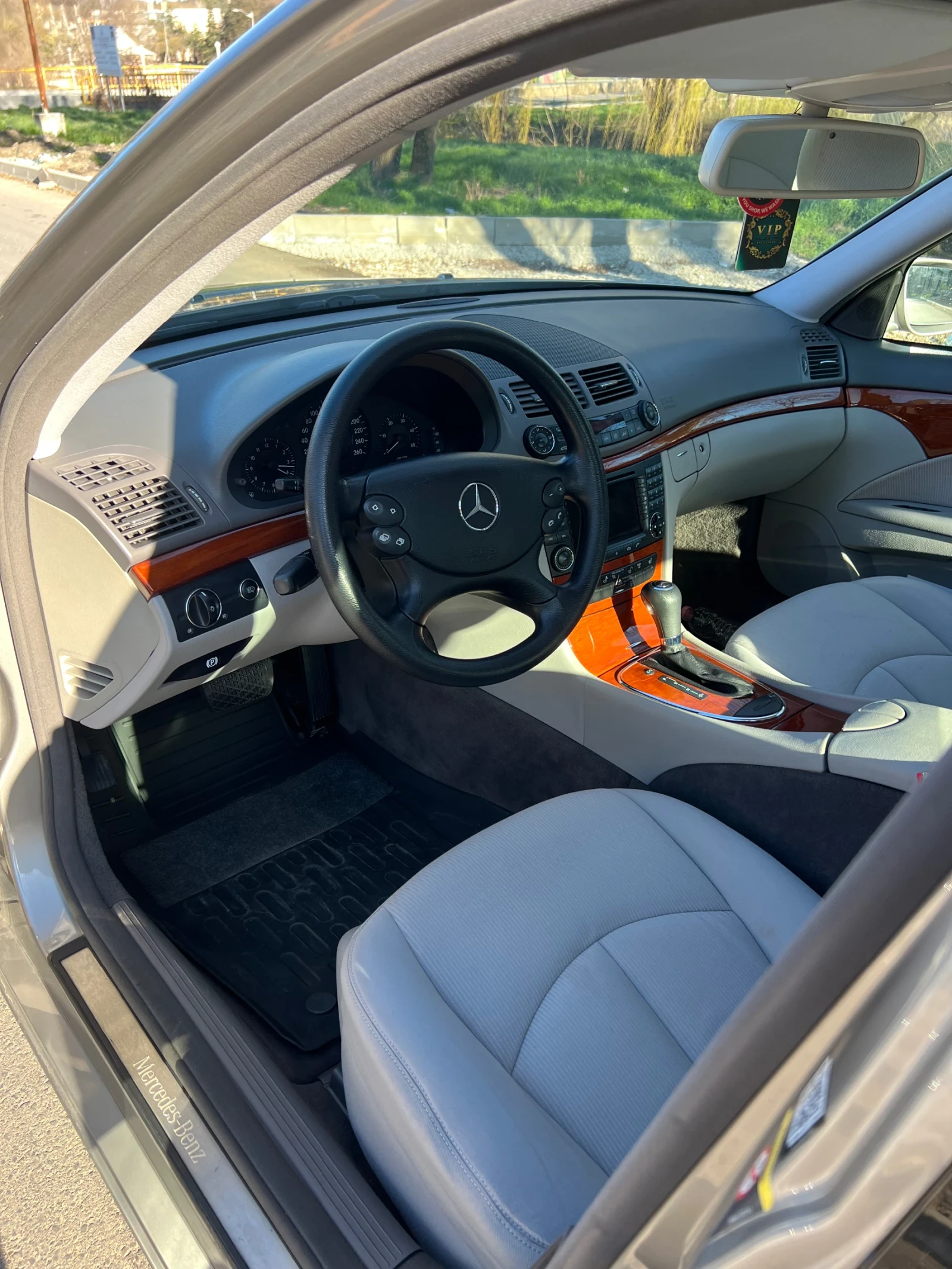 Mercedes-Benz E 320 E320 4matic - изображение 5