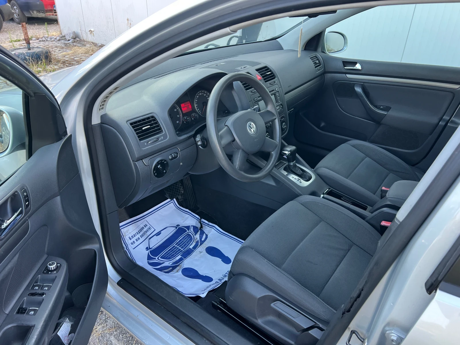 VW Golf 1.6i 102ks//Автоматик//Euro4 - изображение 10