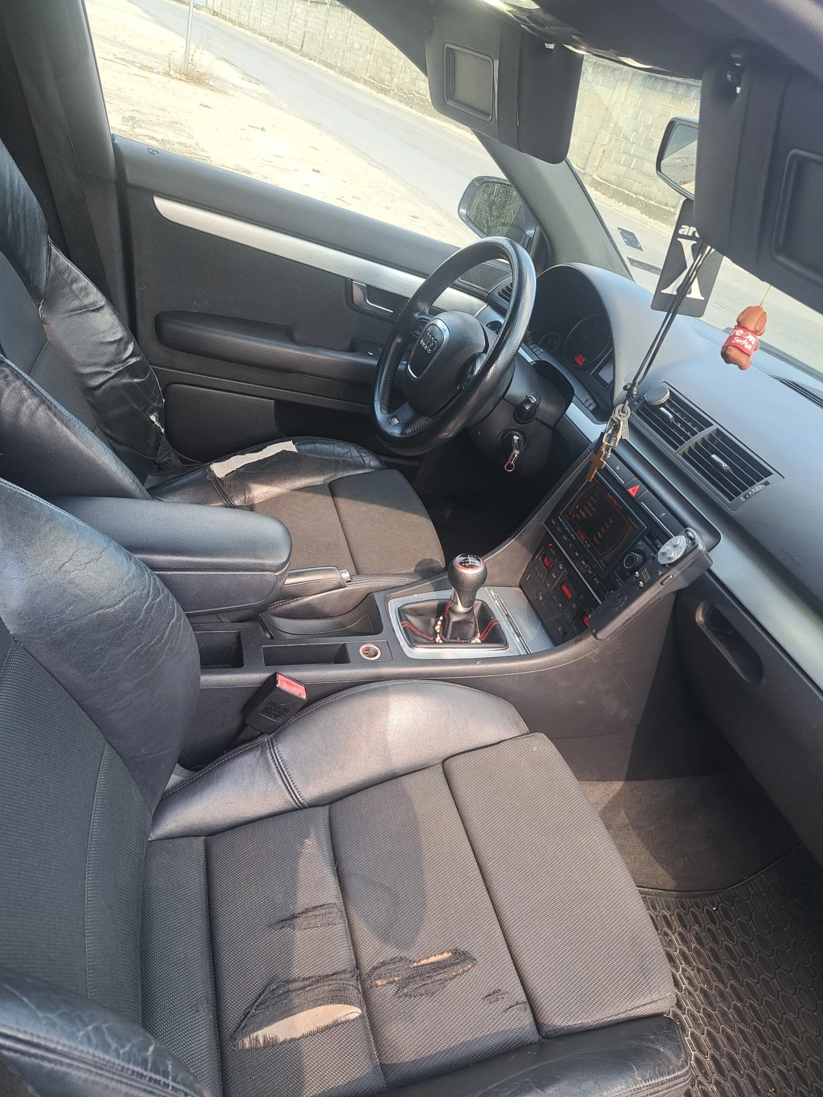 Audi A4 B7 - изображение 7