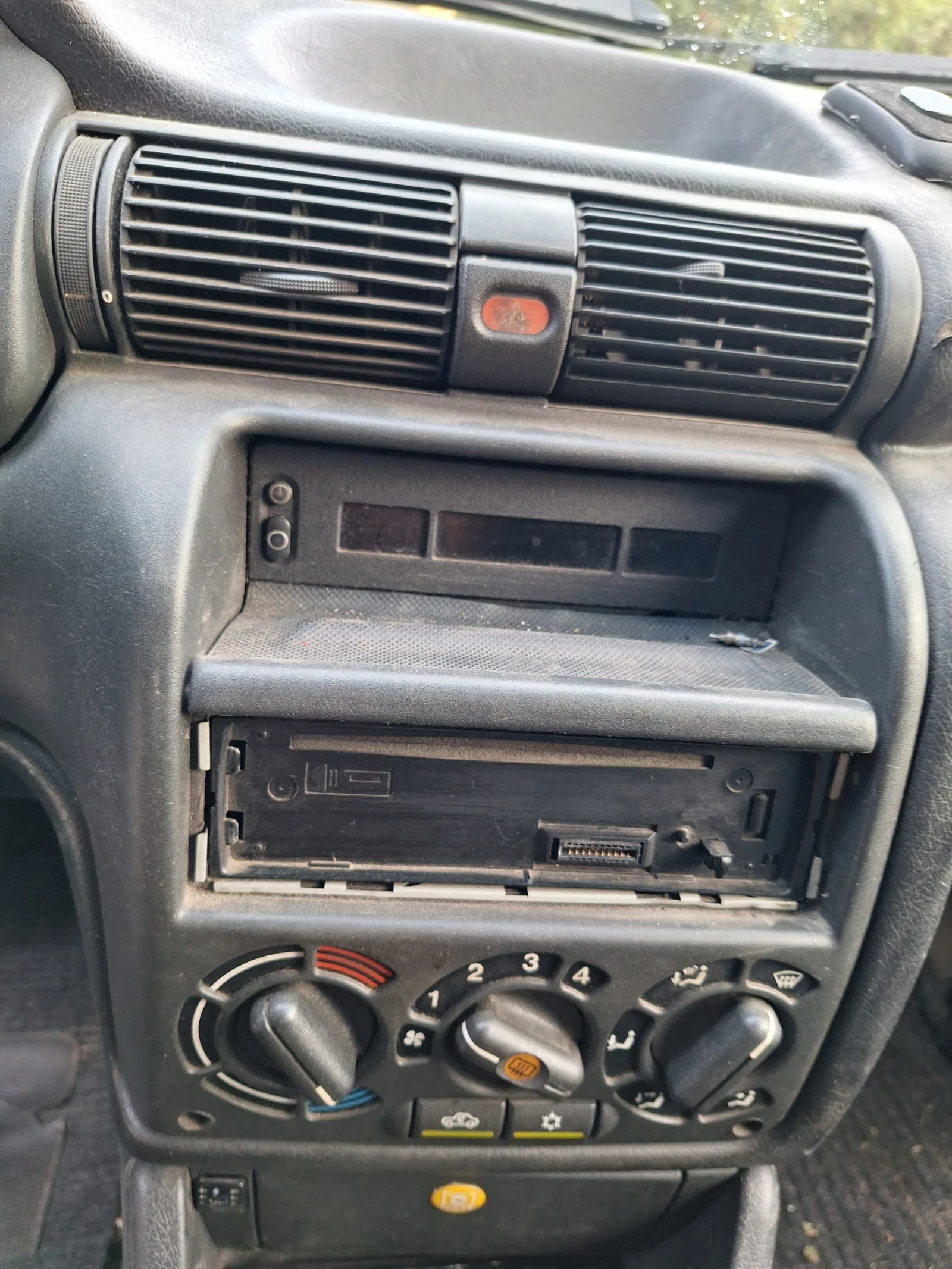 Opel Astra  - изображение 7