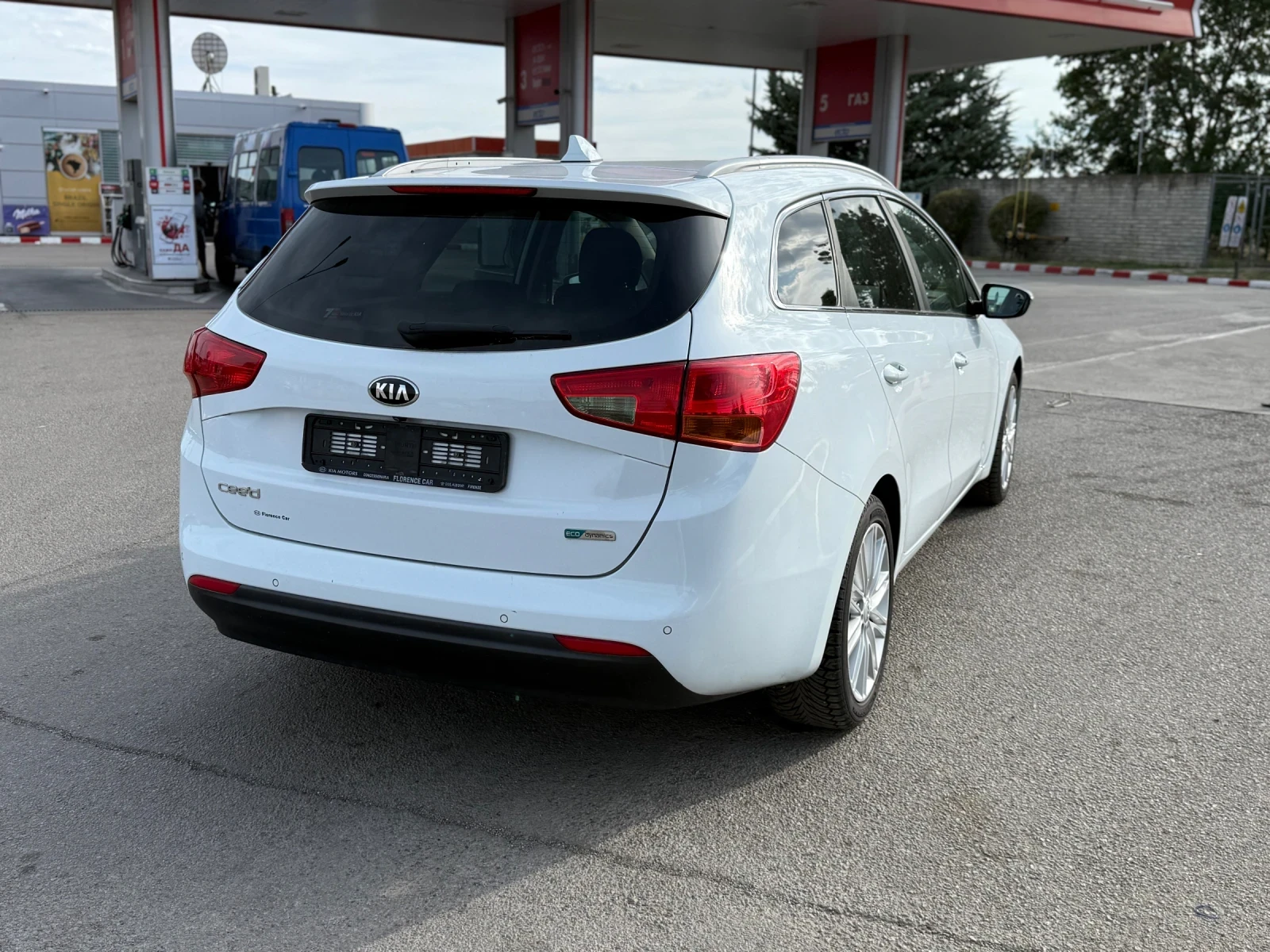 Kia Ceed 1.6crdi.navi, led, avtomatik | Mobile.bg � ����������� 5