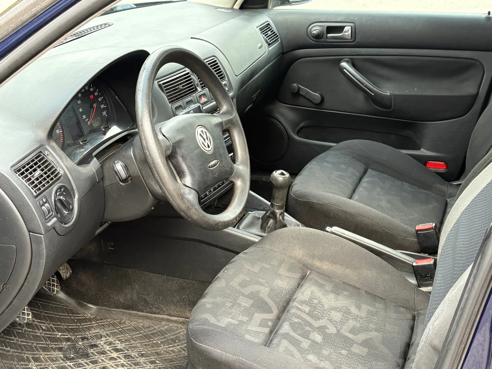 VW Golf  - изображение 7