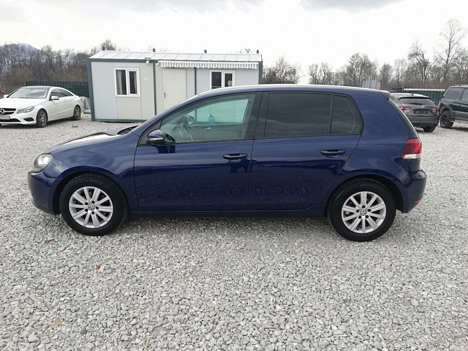 VW Golf 1.6tdi kli ITALIA, снимка 3 - Автомобили и джипове - 53962461