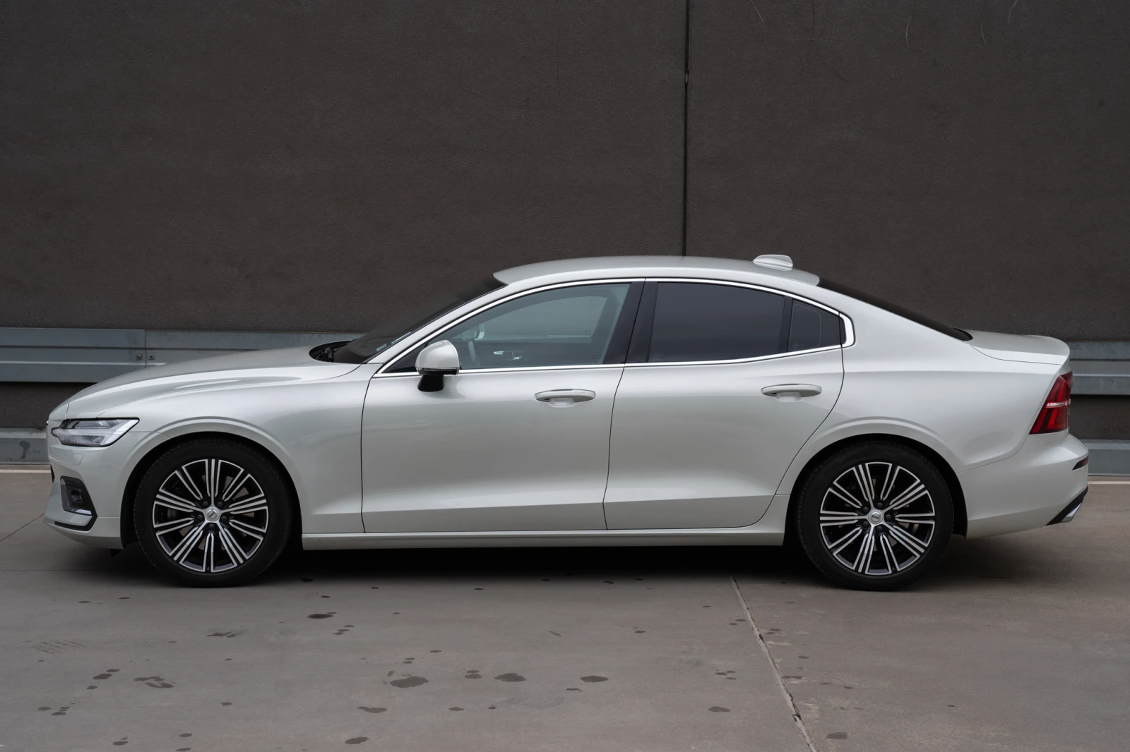 Volvo S60, снимка 6 - Автомобили и джипове - 54100845