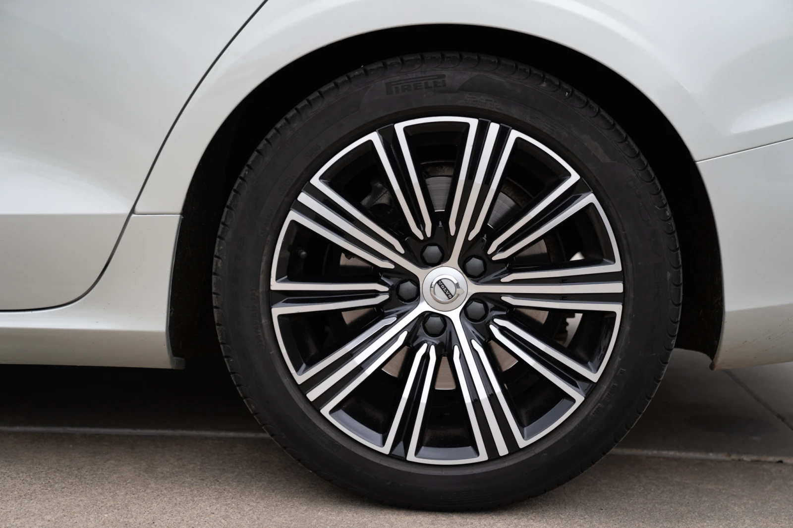 Volvo S60, снимка 8 - Автомобили и джипове - 54100845