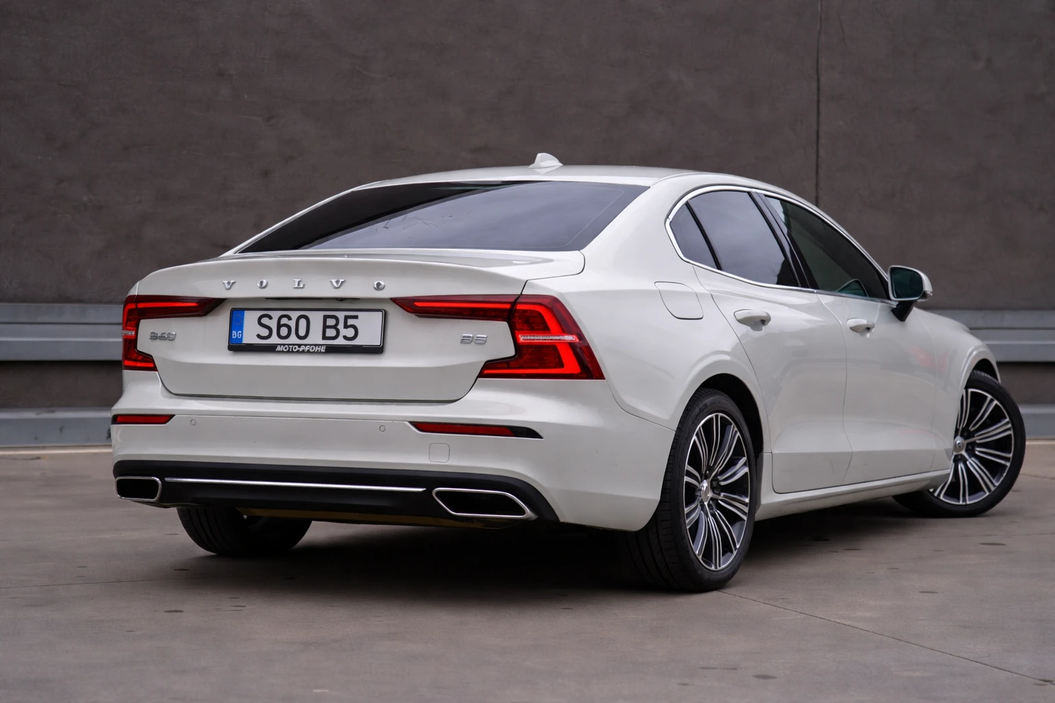 Volvo S60, снимка 5 - Автомобили и джипове - 54100845