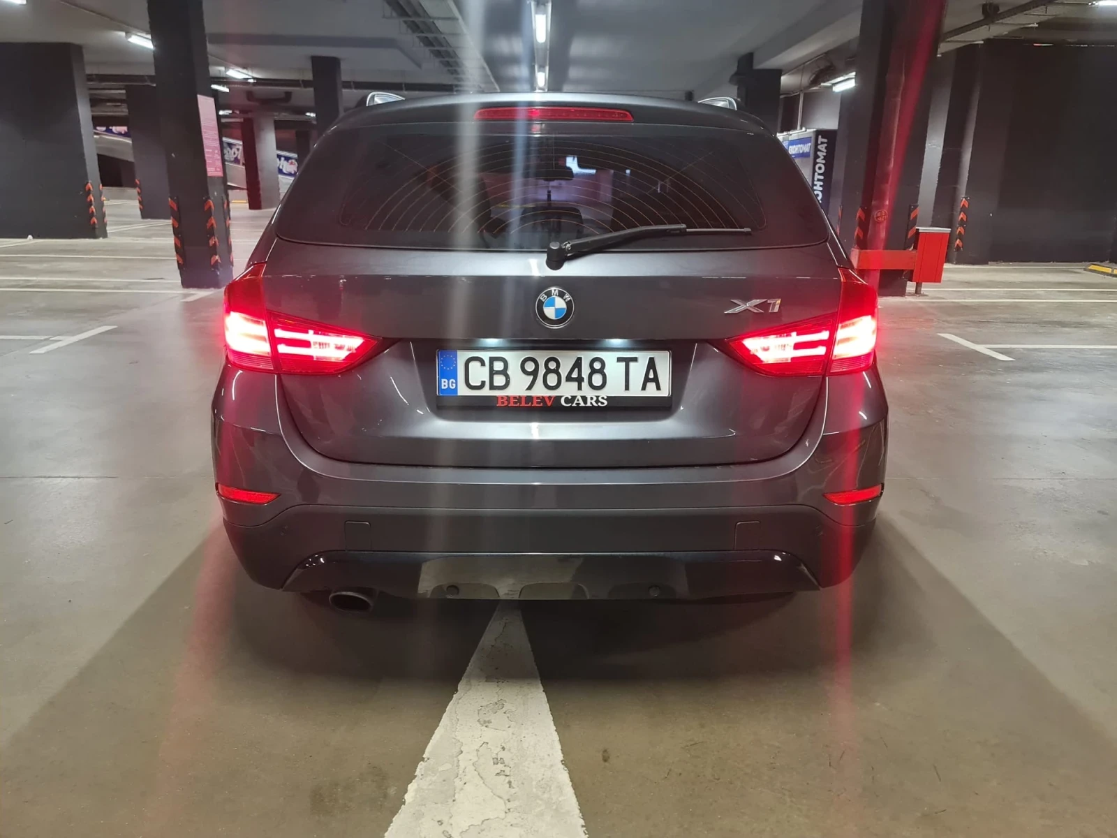 BMW X1 2.5d 8ZF 218hp 4х4 рекаро подгрев би ксенеон, снимка 2 - Автомобили и джипове - 54992312
