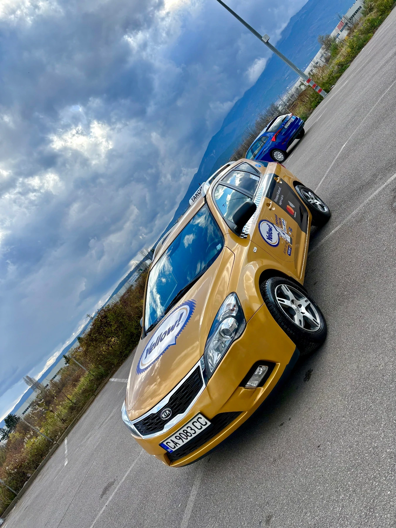 Kia Ceed 1.4 16 v, снимка 2 - Автомобили и джипове - 54183083